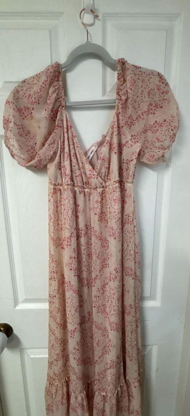 Spring and Mercer Pink Floral Puff Sleeve Maxi Dress